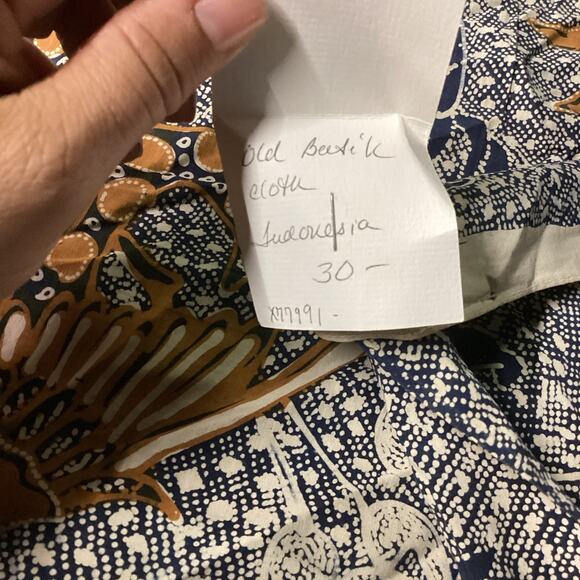 The Asia Society Handmade Cotton Rectangular Tablecloth - 90x40” Flowers & Birds - Picture 7 of 8